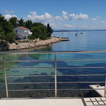 Apartments Sea Reflections Žman Exterior foto